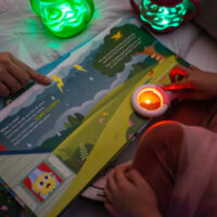 Interaktívna svietiaca kniha Light-Up Library Alex Aké je dnes počasie? – náhľad 2